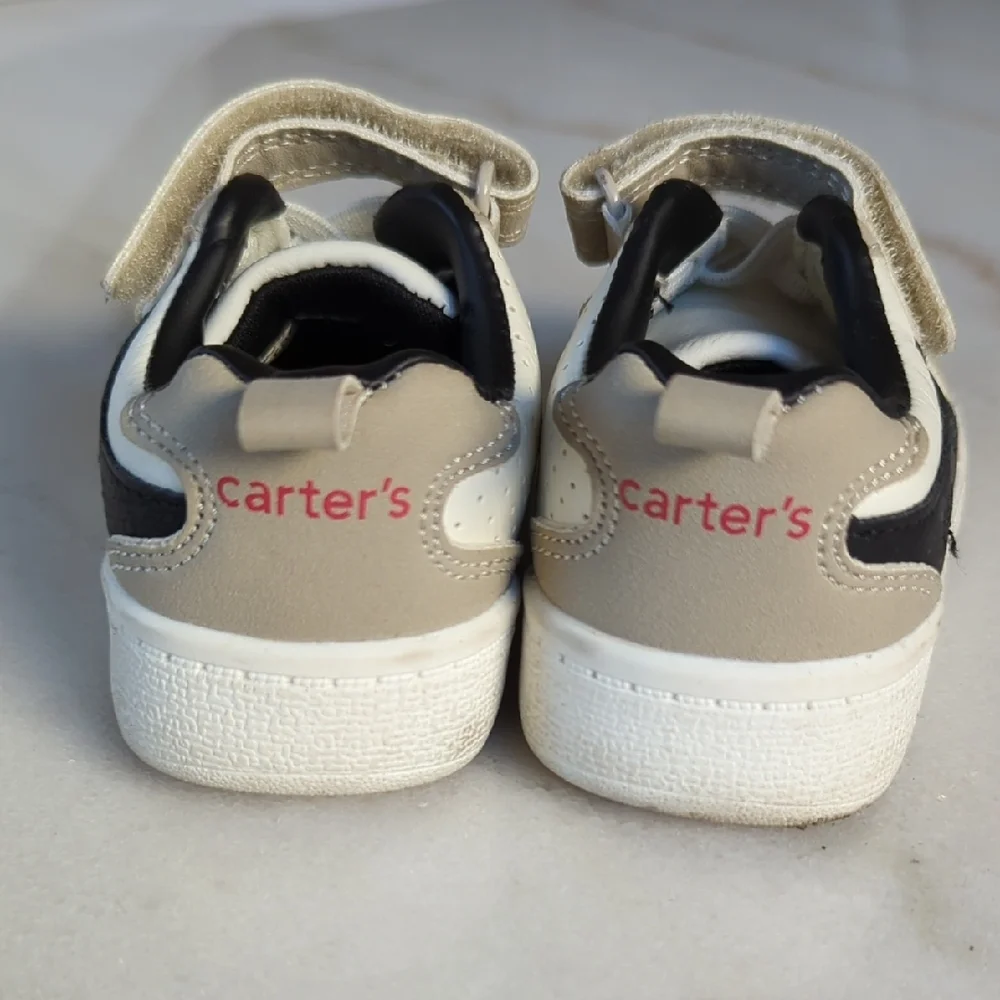Carters carter tan
